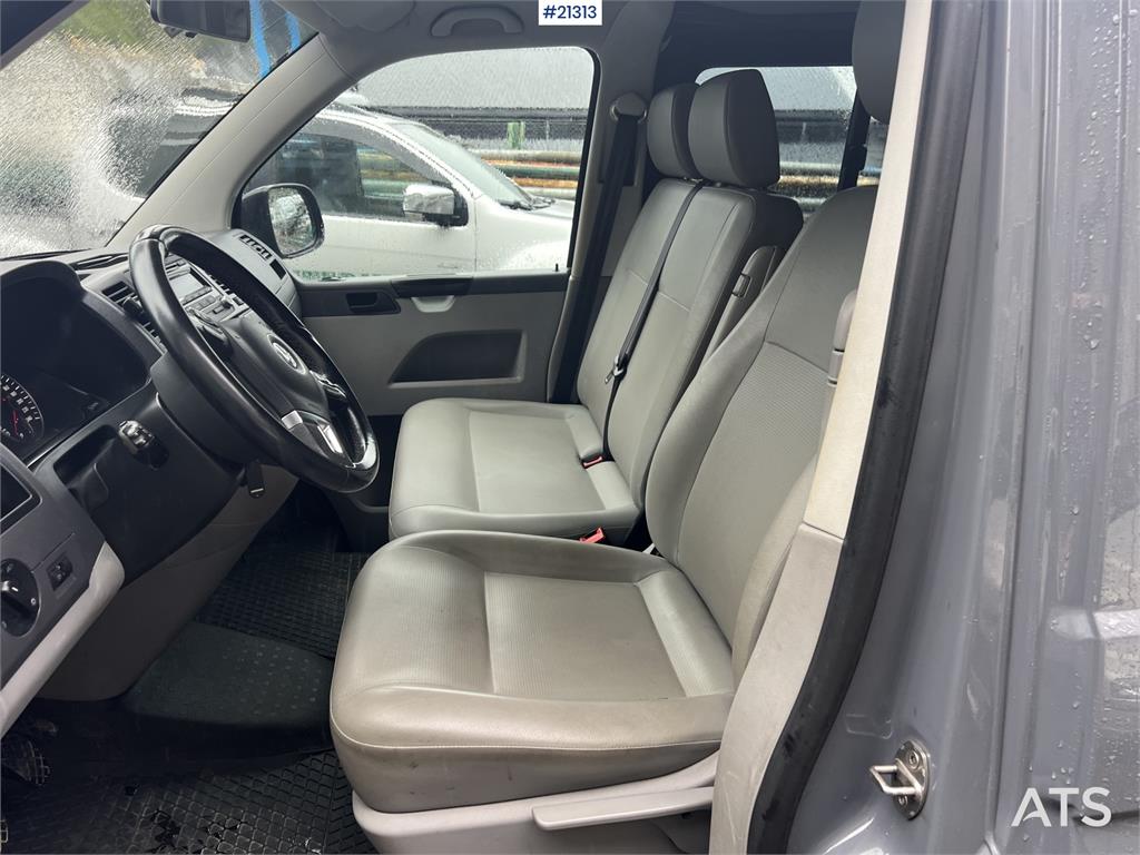 Volkswagen combi 9 seater minibus