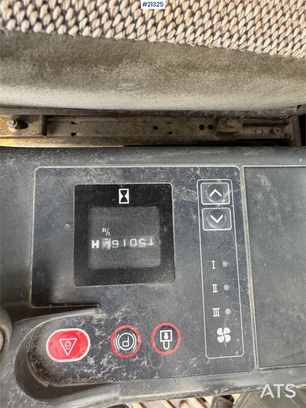 JCB JS200LC