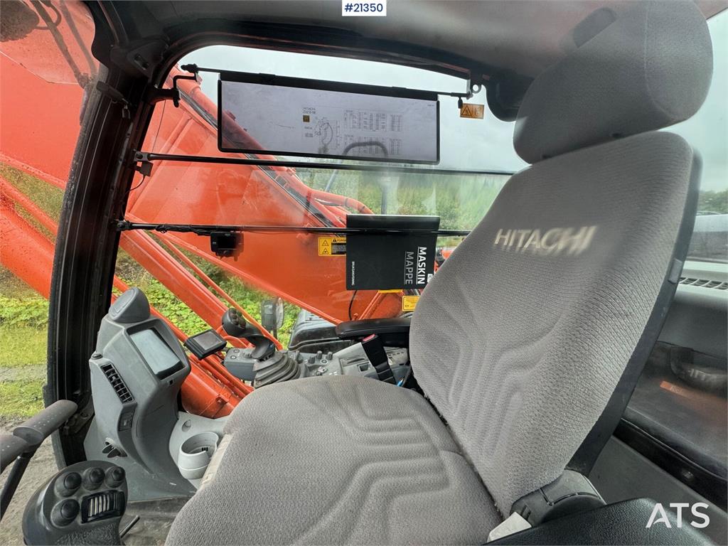 Hitachi ZX210LC w/ new certification. Only 2600 hours!