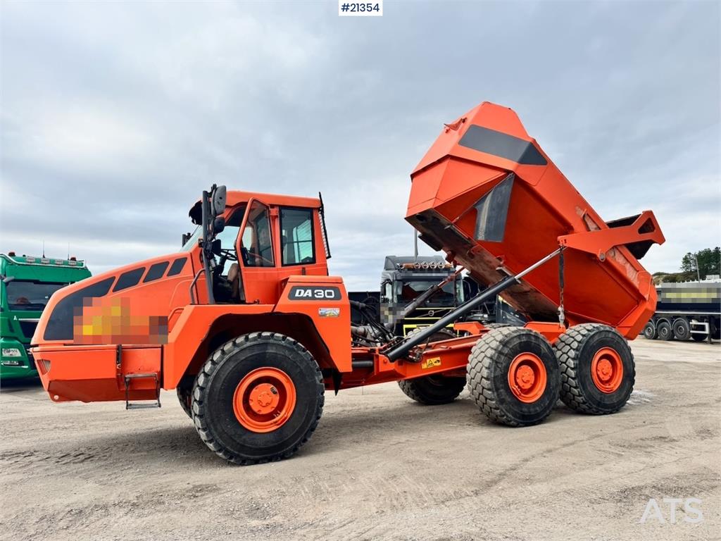 Doosan DA30 Dump Truck. 6650 hours!