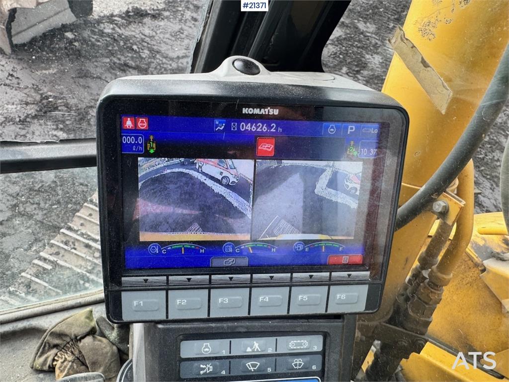 Komatsu PC78US-10 Crawler excavator w/ Rototilt and 2 buck