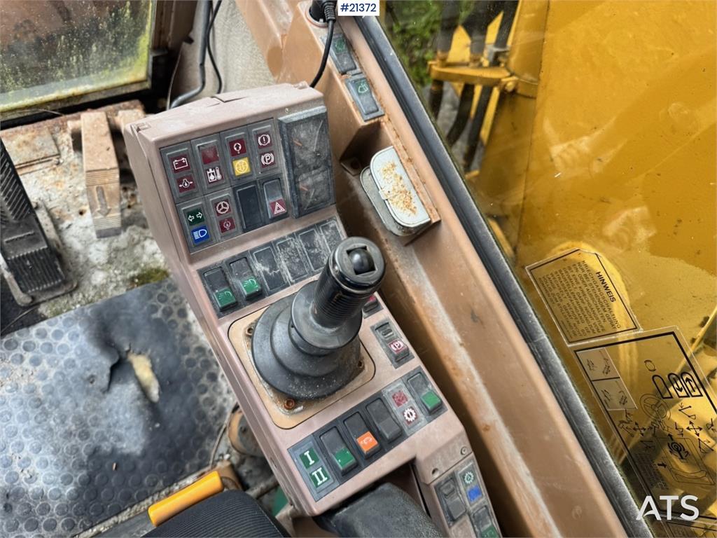 CAT 212B