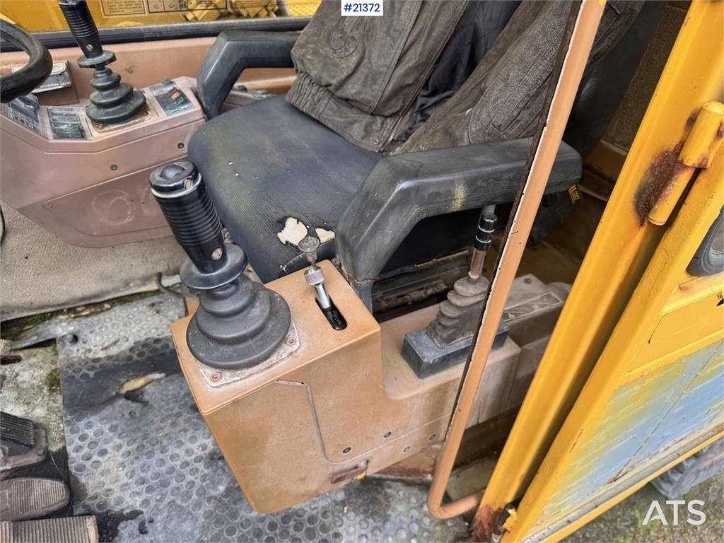 CAT 212B