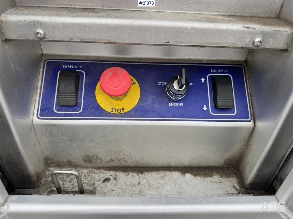 DAF LF260 Shredder Truck. 37,000 km! Must See!