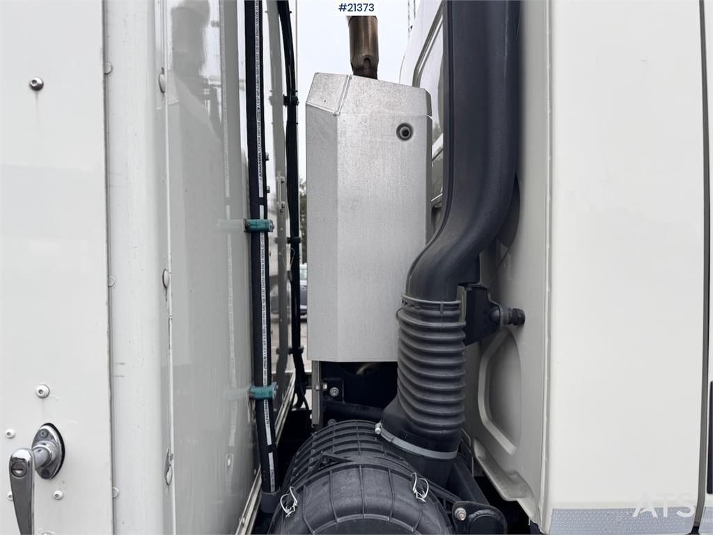 DAF LF260 Shredder Truck. 37,000 km! Must See!