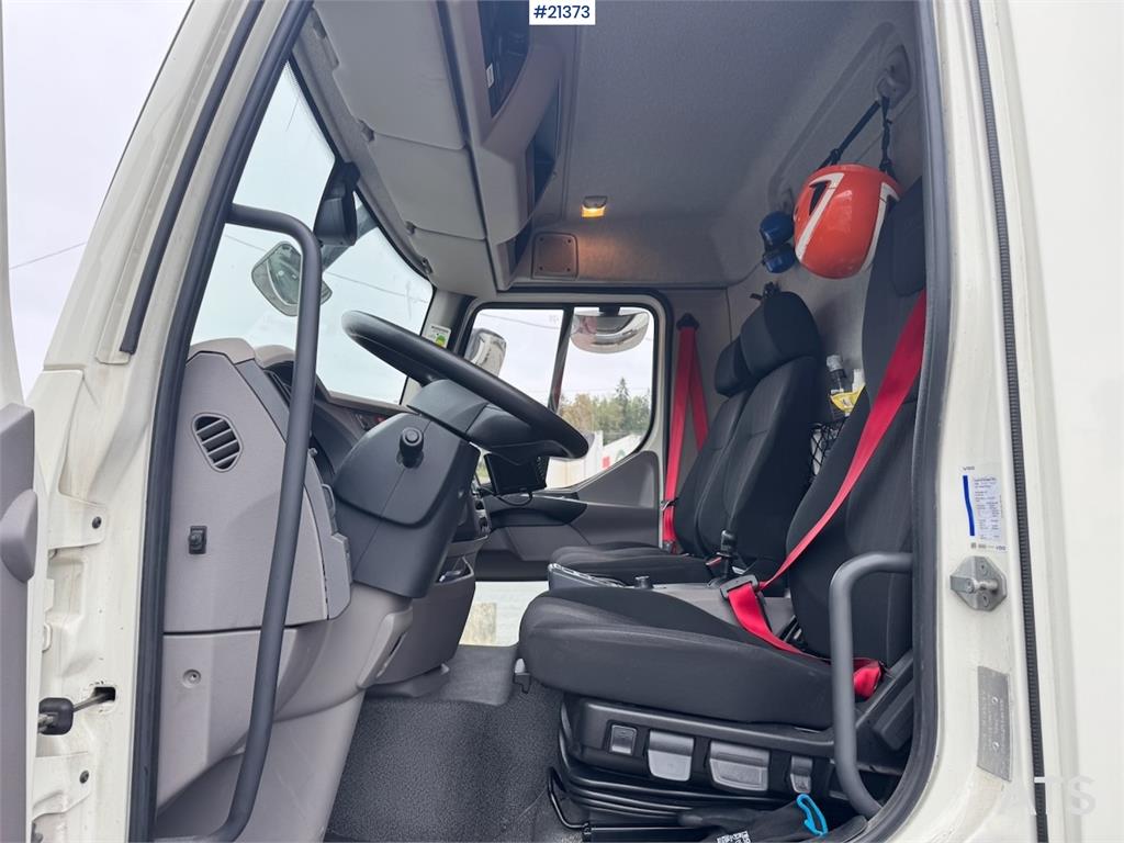 DAF LF260 Shredder Truck. 37,000 km! Must See!