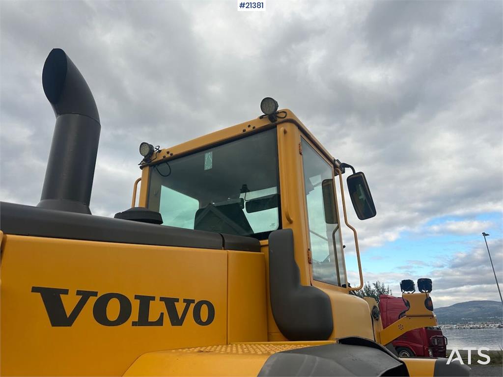 Volvo L90E wheel loader. WATCH VIDEO.