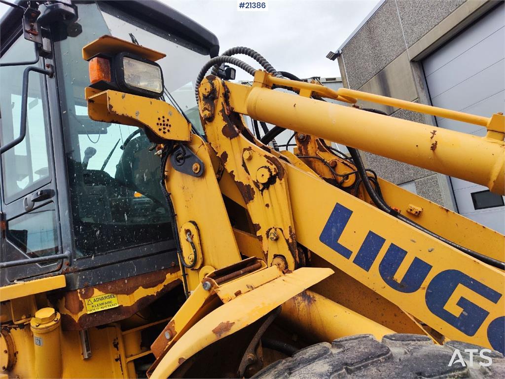 LiuGong CLG 835 III Wheel Loader. Low hours!