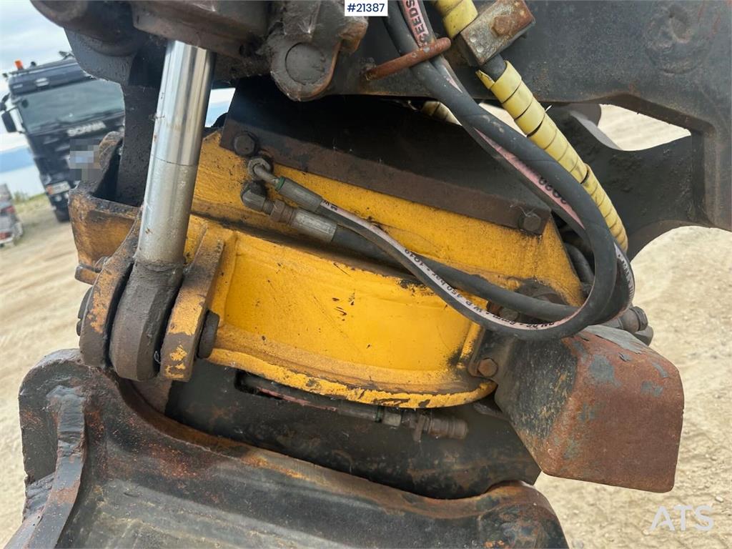 CASE CX130B excavator w/rototilt and two buckets. WATCH