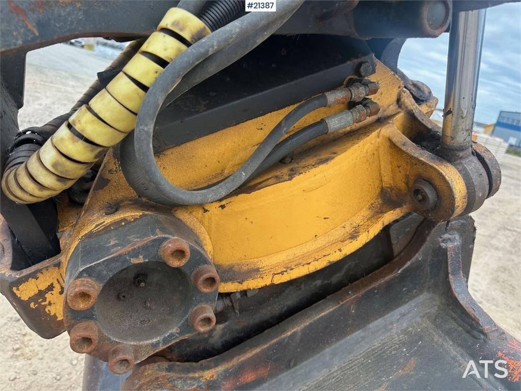 CASE CX130B excavator w/rototilt and two buckets. WATCH