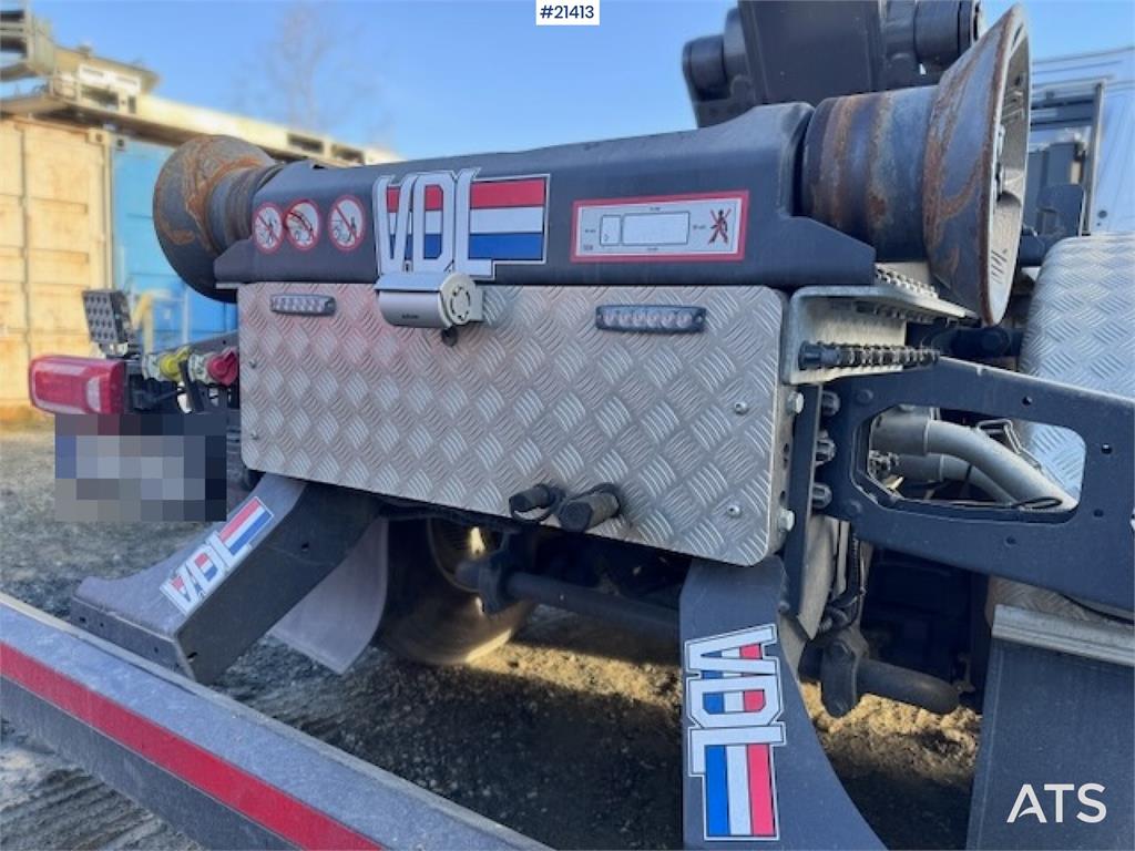 Mercedes-Benz Arocs 2543 6x2 Hook Truck. 3600 km!!