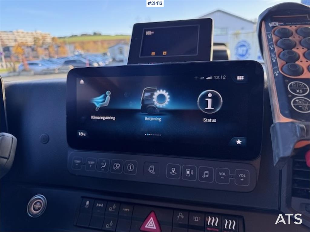 Mercedes-Benz Arocs 2543 6x2 Hook Truck. 3600 km!!