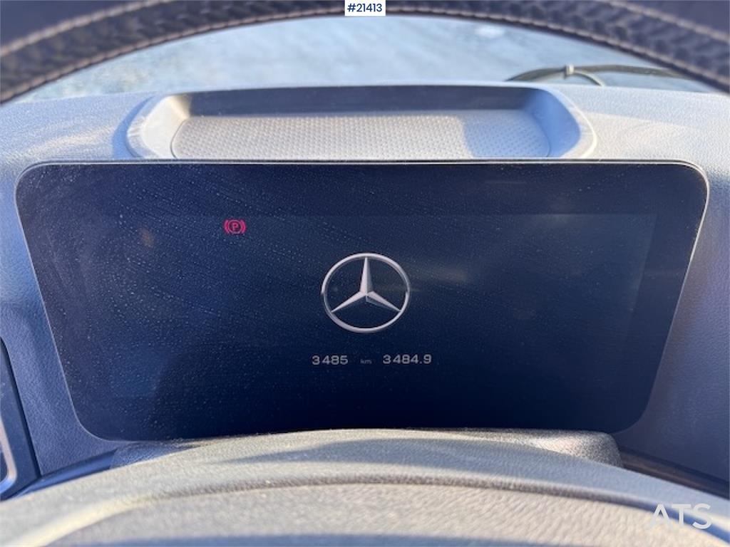 Mercedes-Benz Arocs 2543 6x2 Hook Truck. 3600 km!!