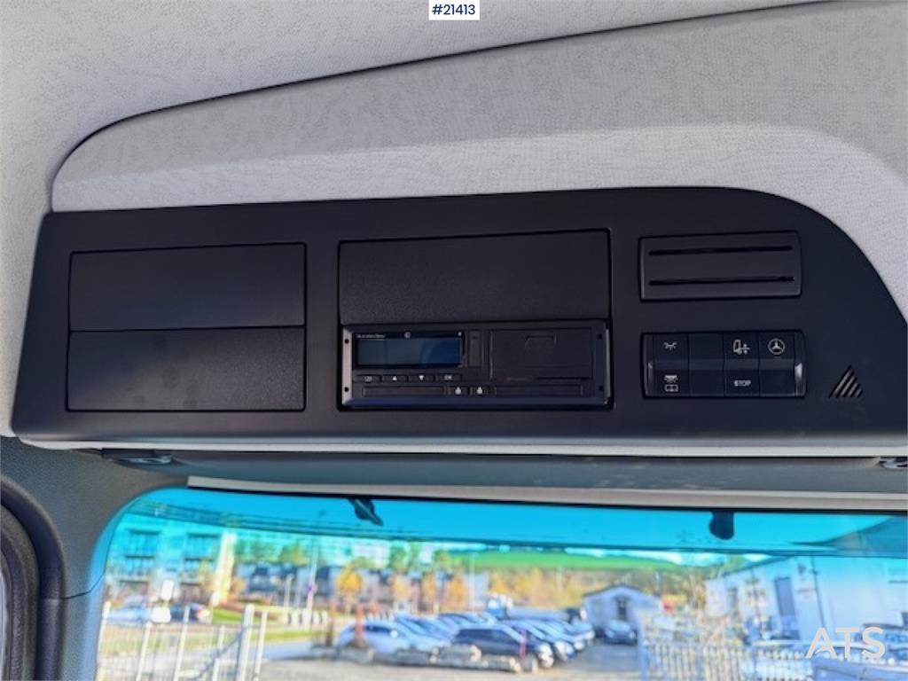 Mercedes-Benz Arocs 2543 6x2 Hook Truck. 3600 km!!