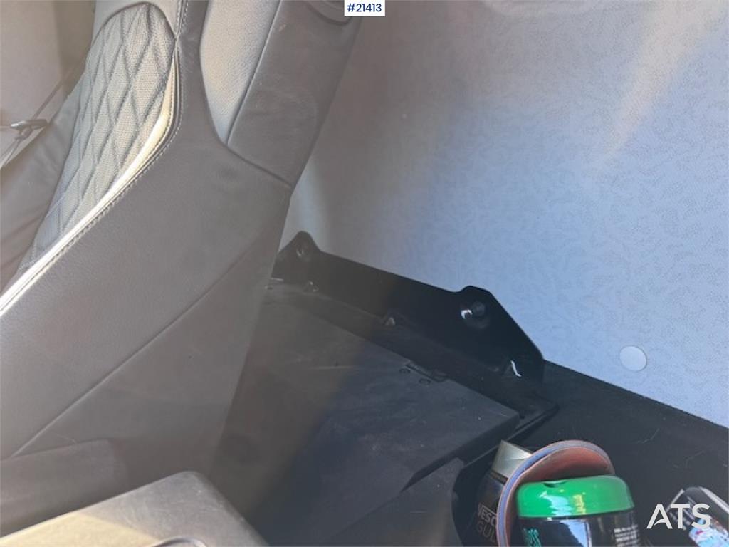 Mercedes-Benz Arocs 2543 6x2 Hook Truck. 3600 km!!