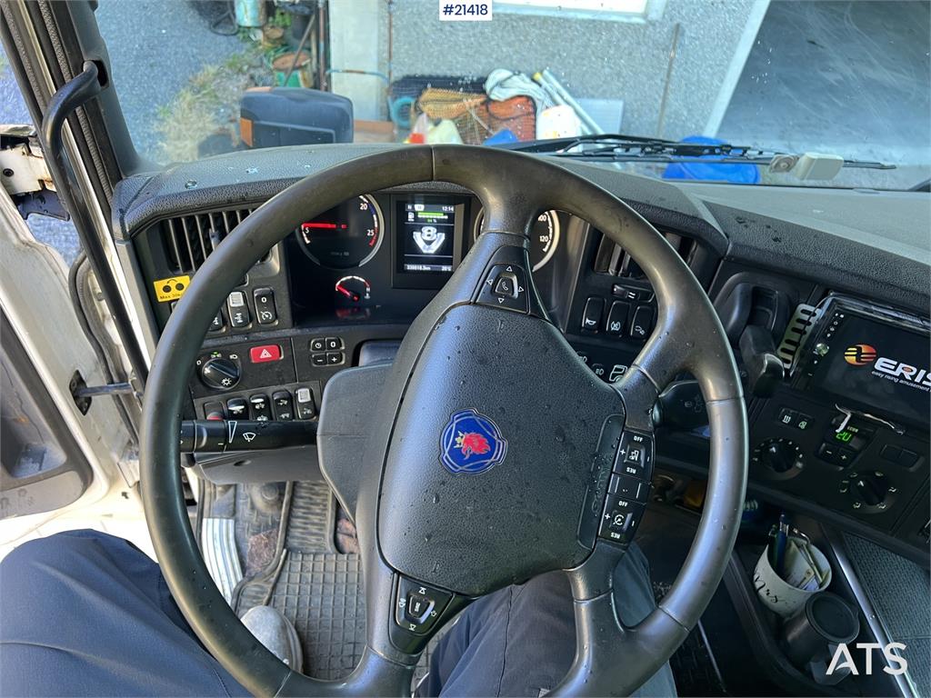 Scania R560 Plow rigged tipper truck w/ plow attachment