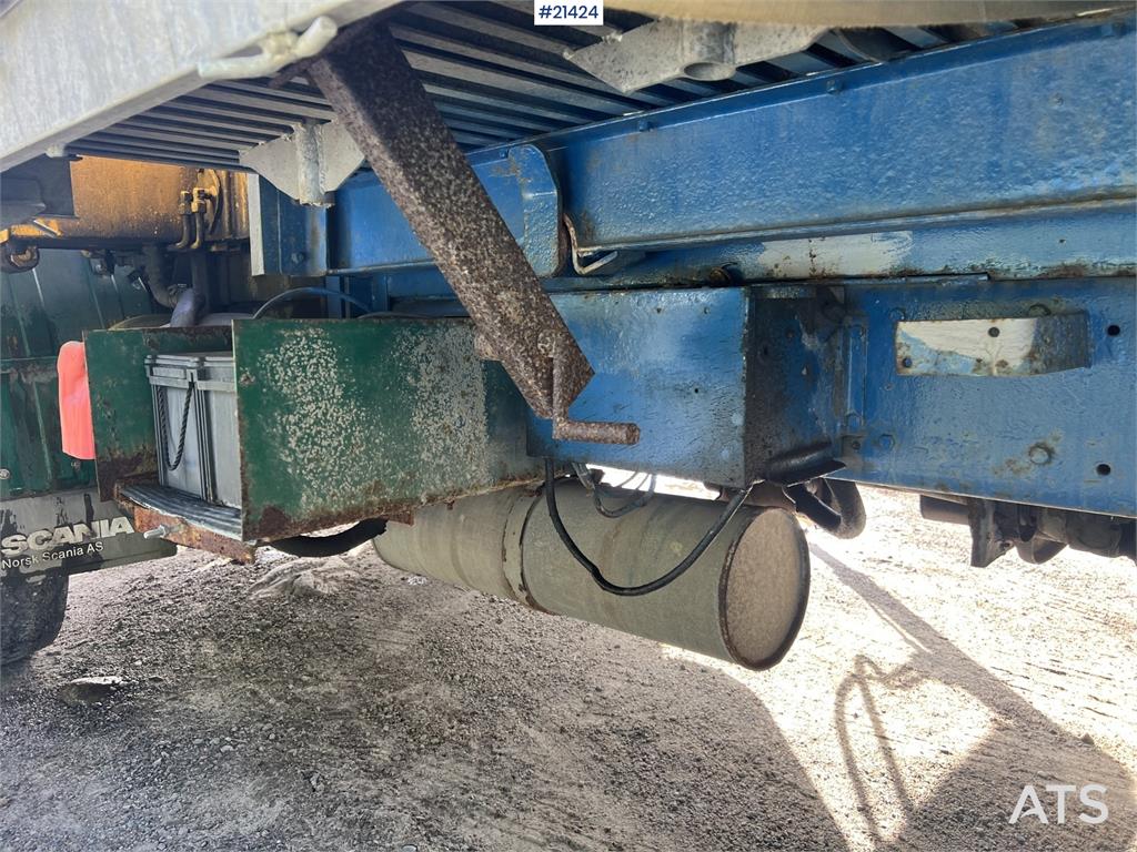 Scania LB 81 6x2 Crane truck w/ 10t/m crane and tipper Re