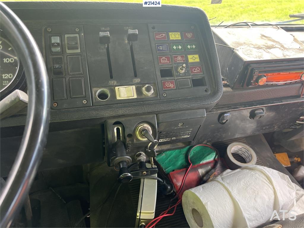 Scania LB 81 6x2 Crane truck w/ 10t/m crane and tipper Re