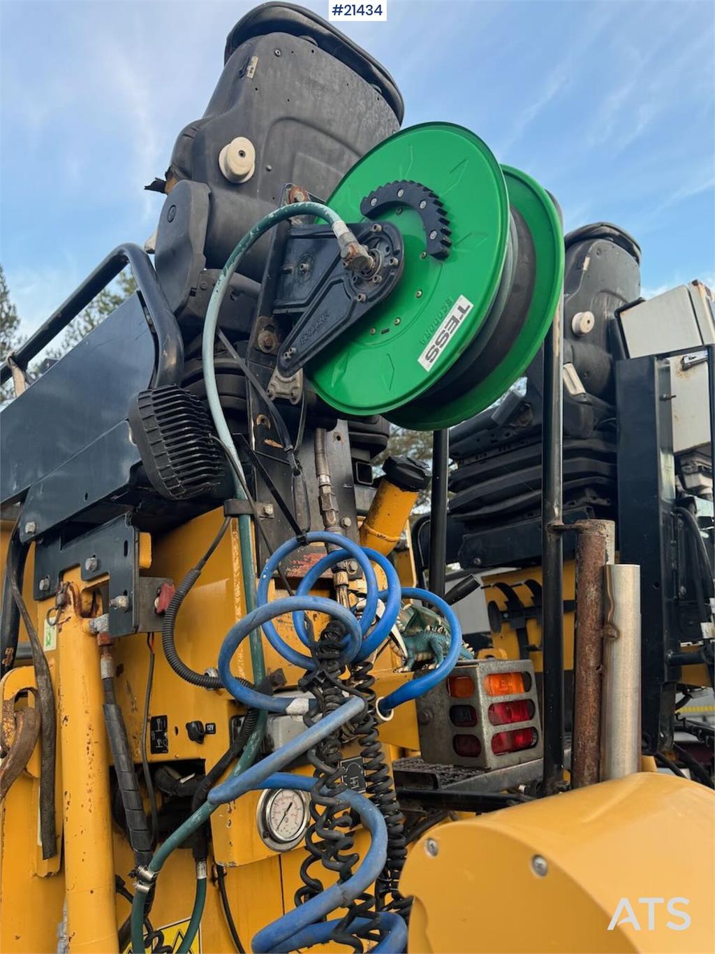 CAT AP 300