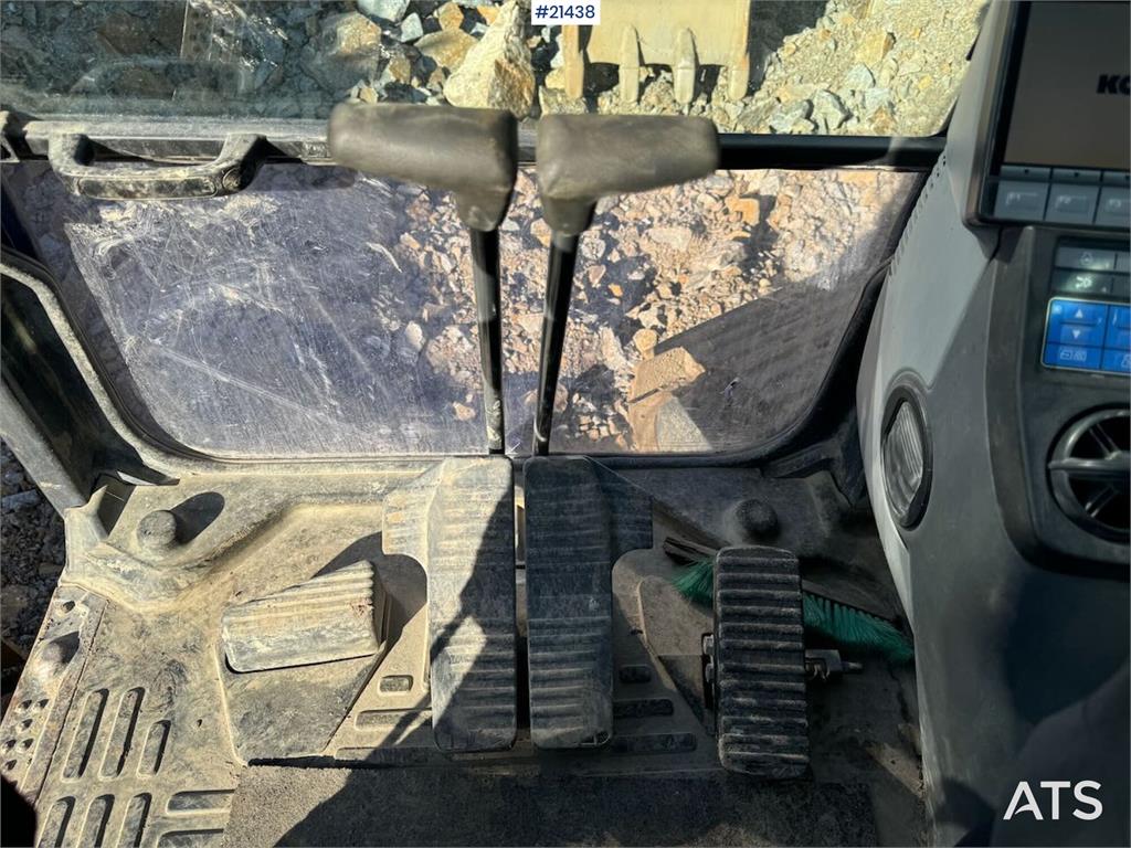 Komatsu PC210LC-8 Crawler Excavator w/ 2 Buckets, Tilt and