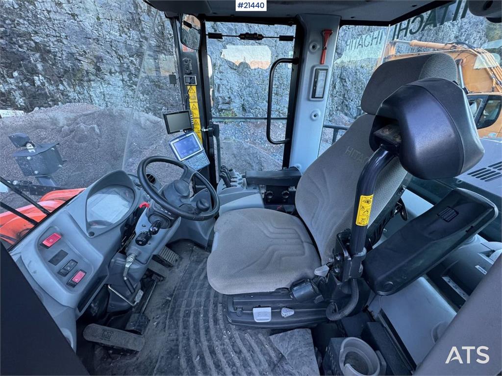 Hitachi ZW310 Wheel Loader with/Bucket. 3400 Hours!