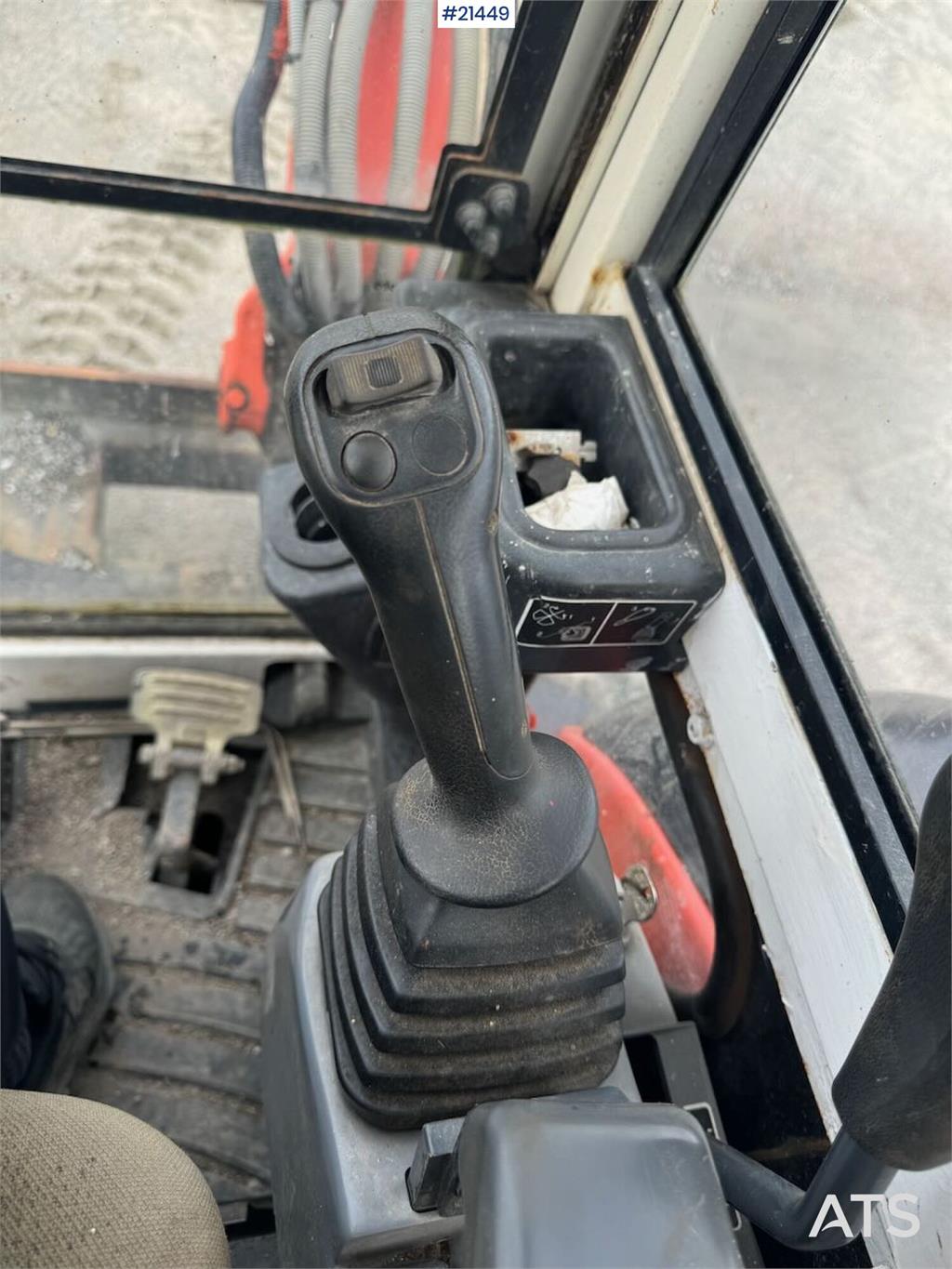 Kubota U35-3 Tracked excavator w/ 3 buckets WATCH VIDEO