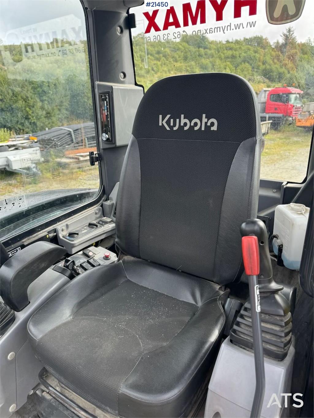 Kubota KX057-4 Tracked excavator w/ sanding bucket and ro