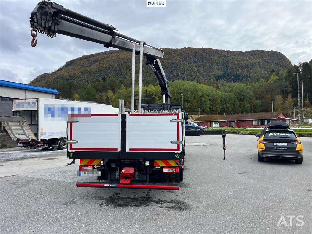 Volvo FM460 6x2 Crane Truck w/ 26t/m HMF crane