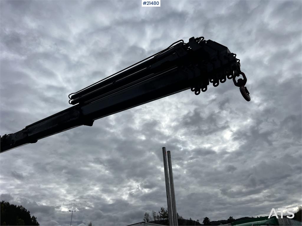 Volvo FM460 6x2 Crane Truck w/ 26t/m HMF crane