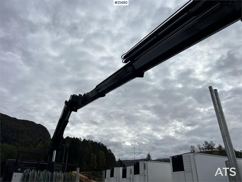 Volvo FM460 6x2 Crane Truck w/ 26t/m HMF crane