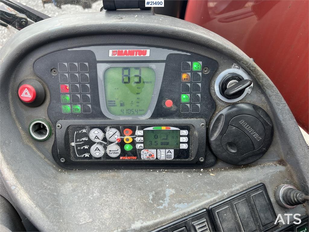 Manitou MRT2540 w/ radio control, crew basket, 2 sets of p