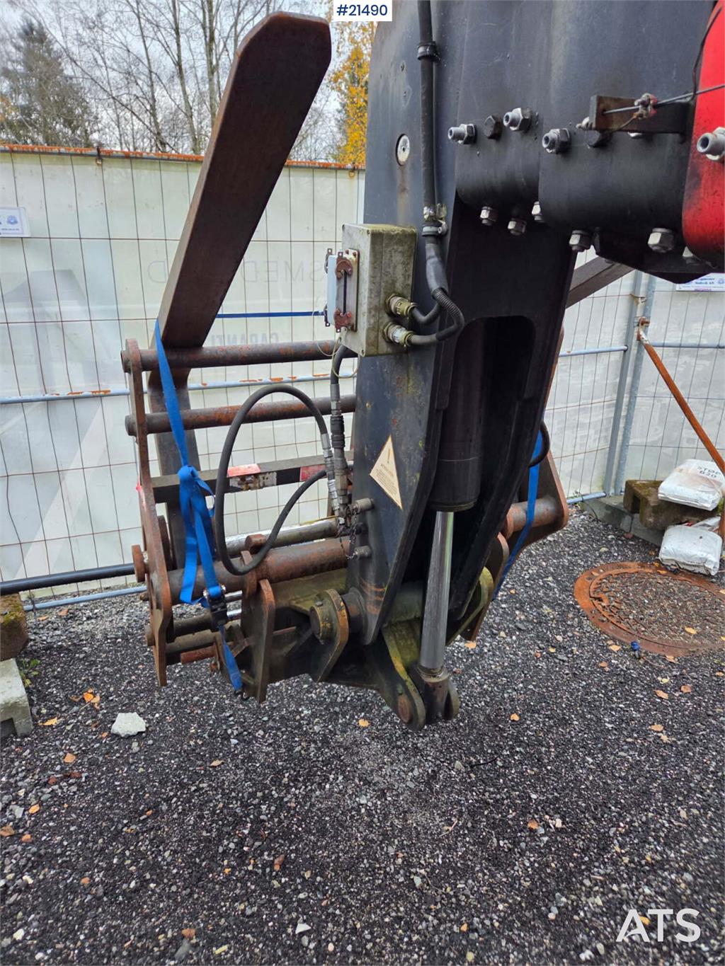 Manitou MRT2540 w/ radio control, crew basket, 2 sets of p