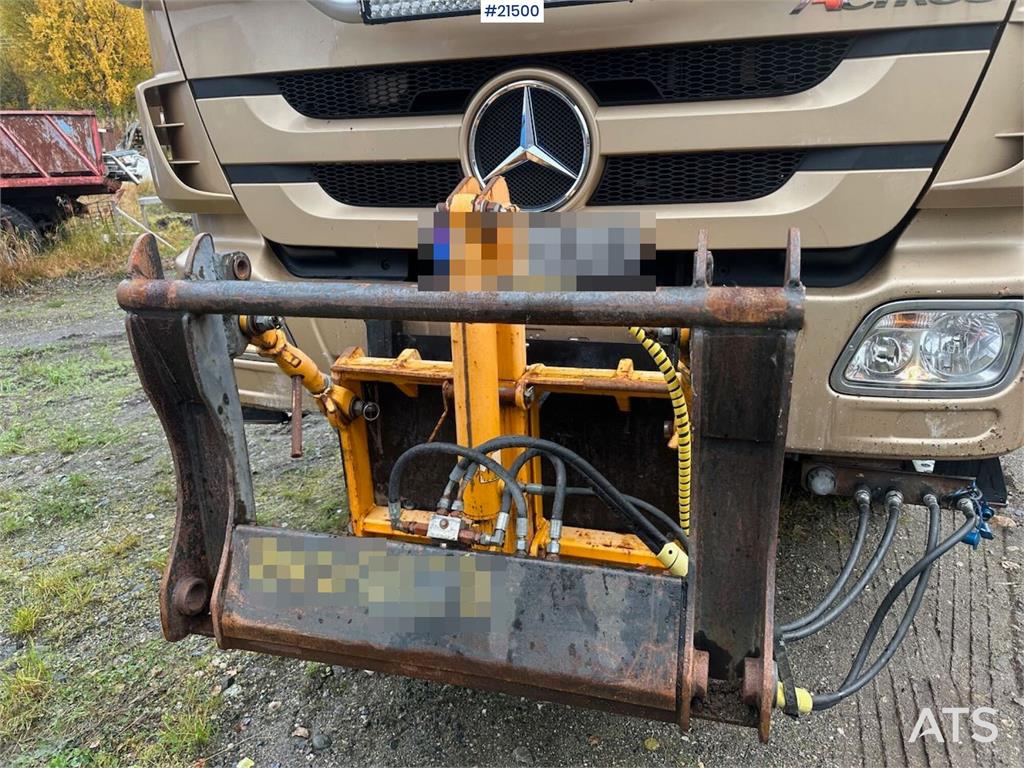 Mercedes-Benz Actros 2848 4x4+2 snow rigged hook truck w/ 20t ho