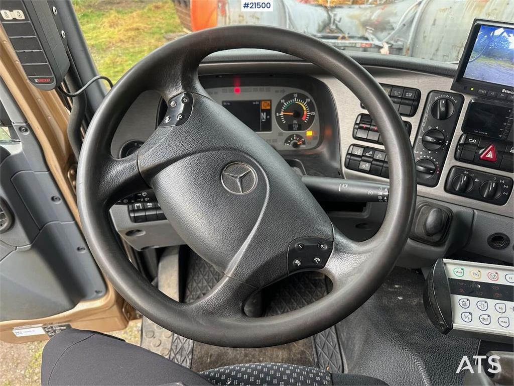 Mercedes-Benz Actros 2848 4x4+2 snow rigged hook truck w/ 20t ho