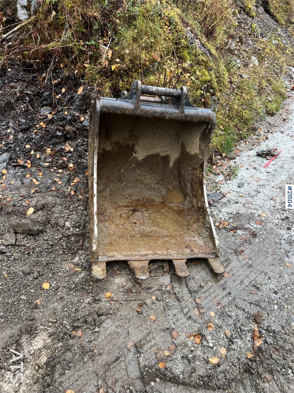 Kobelco Sk75SR-3E excavator w/ sanding bucket, rototilt an