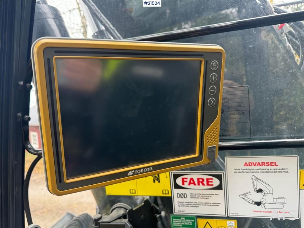 Kobelco SK140SRLC Tracked excavator w/ Machine control, ti