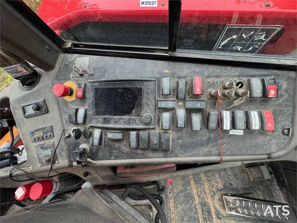 Huddig 1260B Backhoe w/ Huddig 2000 lift, tilt and sandin