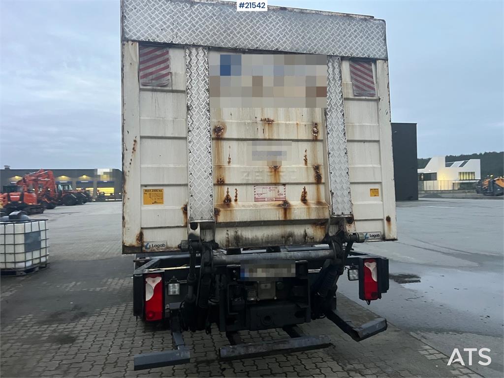 Scania P420 6x2 chassis w/ lift repair object