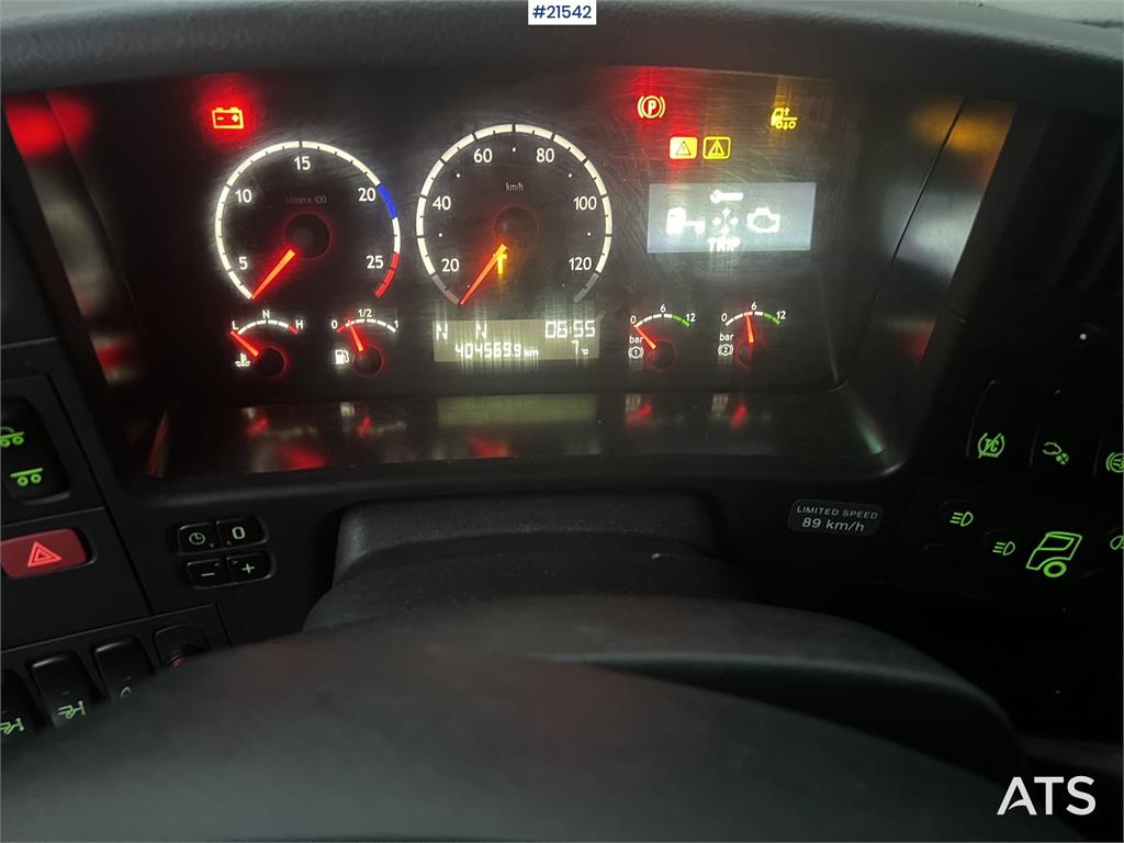 Scania P420 6x2 chassis w/ lift repair object