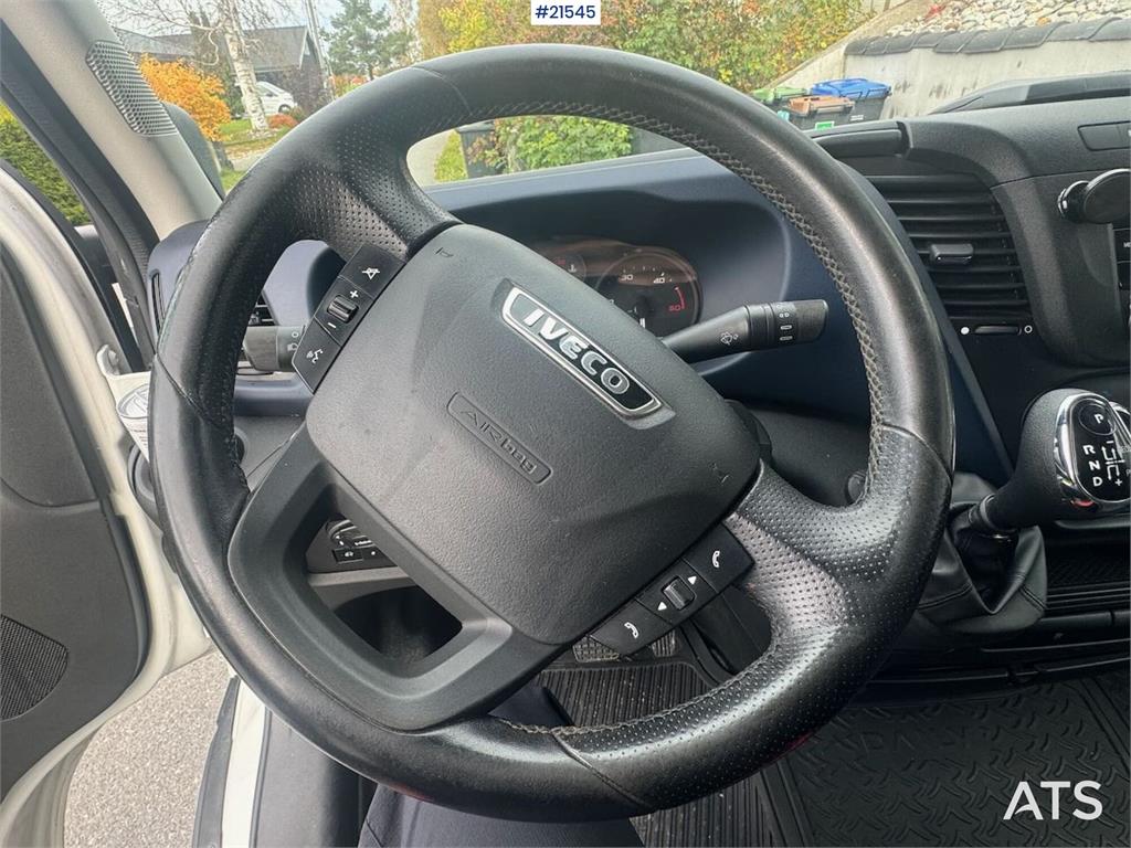 Iveco Daily 35S16 4x2 box truck w/ lift and two sets of