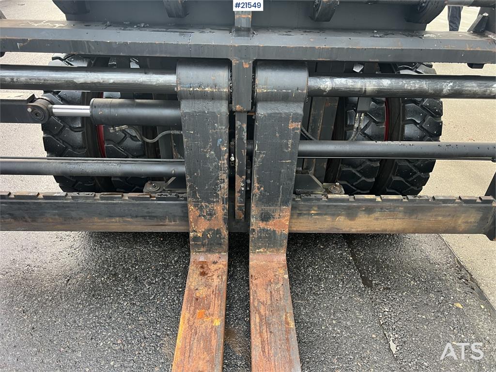 Hangcha CPCD120 Forklift w/ hydraulic forks, side shift an