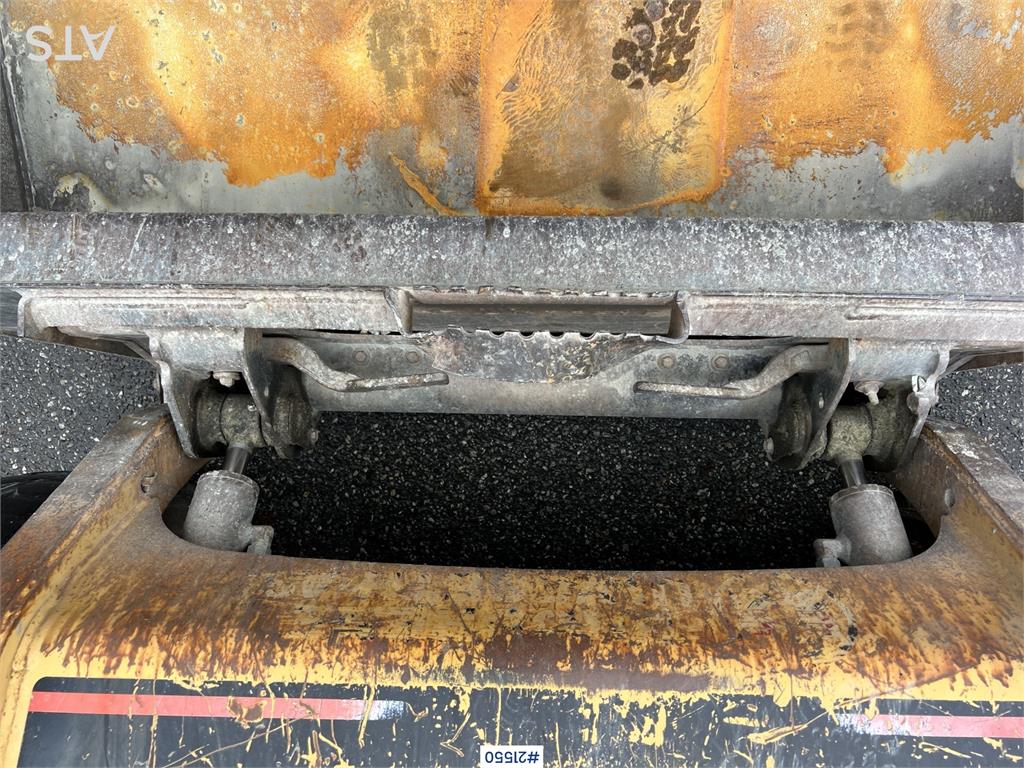 CAT 226