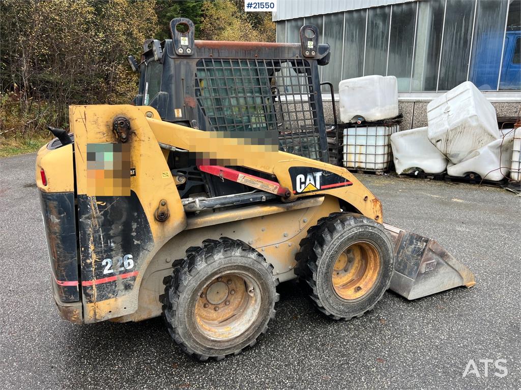 CAT 226