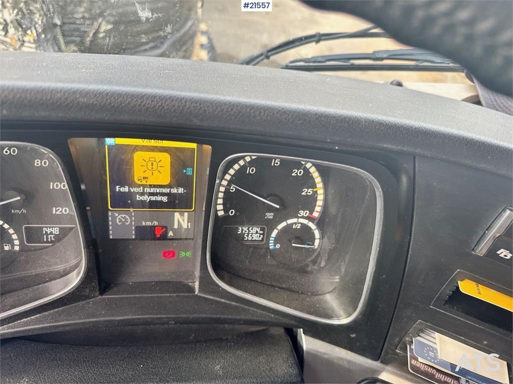 Mercedes-Benz Actros 1832 4x2 Box truck w/ full side opening and