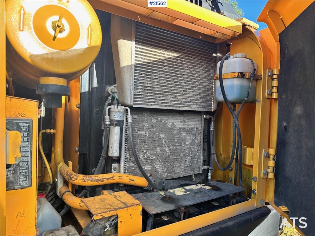 Hyundai 140LC-7