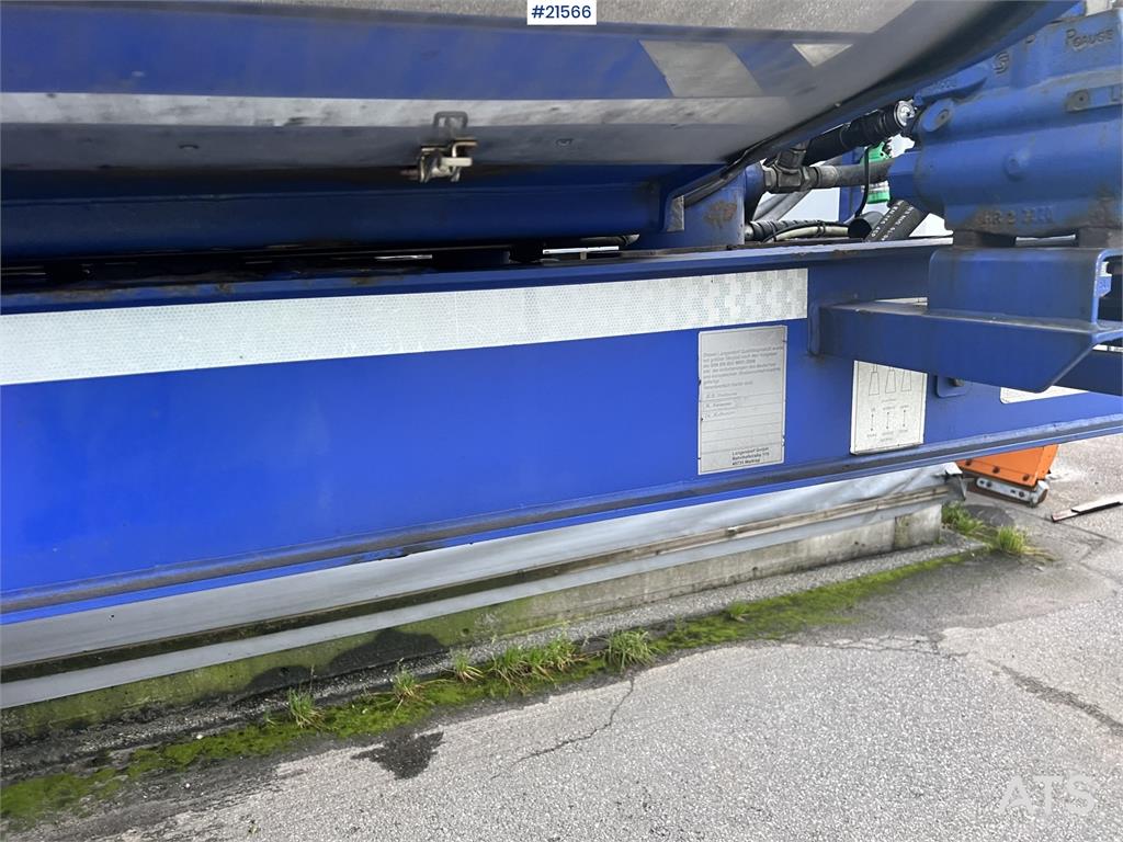 Langendorf 3 axle asphalt semi w/ Hydraulic canopy