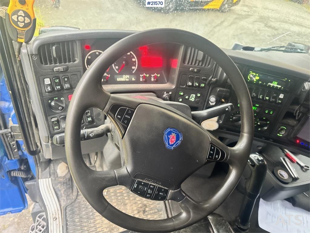 Scania R500 Hook truck w/ Box.