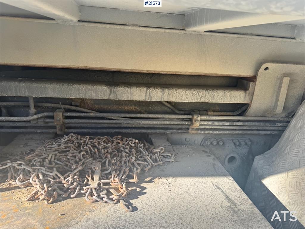 Scania 124G 6x2 Hook truck.
