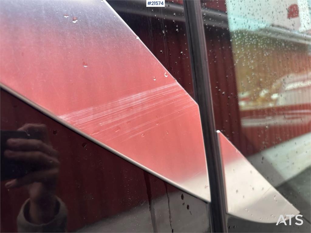 Setra S411 tour bus w/ 29+2+1 seats and winter tires. Lo