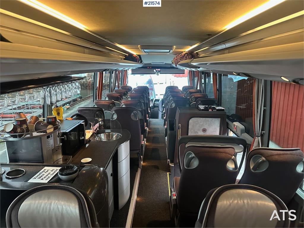 Setra S411 tour bus w/ 29+2+1 seats and winter tires. Lo